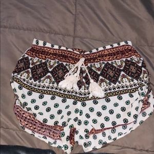 WINDSOR | flowy shorts